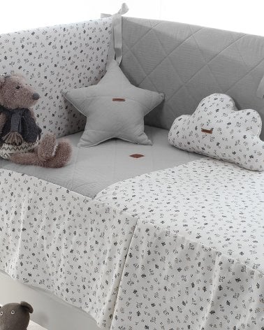 Colcha con protector para cuna Julieta de Uzturre Gris