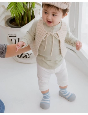 Calzado Attipas Natural Herb