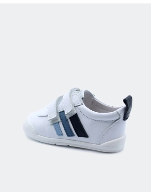 Deportivas Blanditos Luna de Crio's