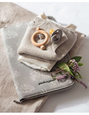 Portadocumentos Toile de Jouy de Pasito a Pasito