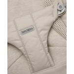 Hamaca Balance Soft Tri-fabric de BabyBjörn Beige