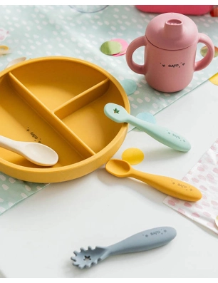 Vajilla de Silicona Food & Fun de Saro Mostaza