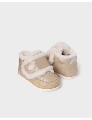 Botin Respetuoso Pelo De Mayoral