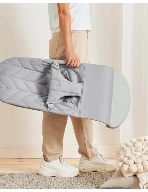 Hamaca Bliss Woven Pétalo de BabyBjörn Gris Claro