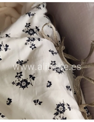 Saco Cuco Capucha Greta Interior Pelo Giraffa Bianca e Blu