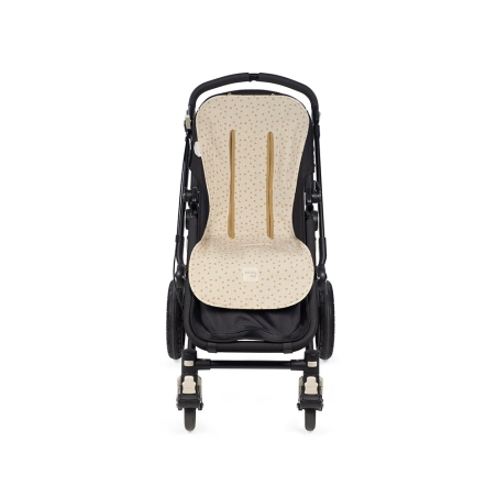 Colchoneta Poppy Corazones de Walking Mum Canela