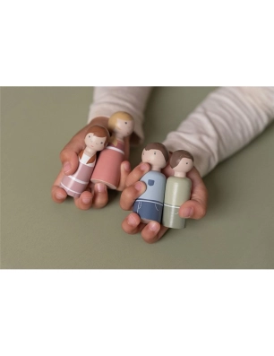 Set Familia Rosa para Casa de Muñecas de Little Dutch