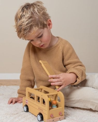 Bus Escolar Con Muñecos Essentials de Little Dutch