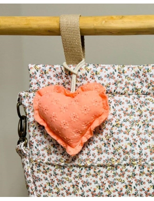 Colgante Corazón Summer de Giraffa Bianca e Blu Bordado Coral