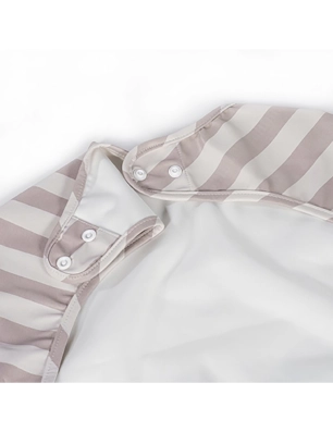 Babero con Mangas Sintra de Walking Mum Beige