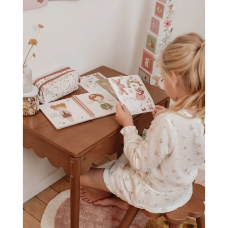 Libro Viste a Rosa Fairy Garden de Little Dutch
