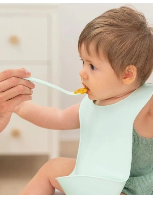 Babero Blandito de Miniland