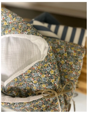Saco Capucha Blauet Interior Bámbula de Giraffa Bianca e Blu
