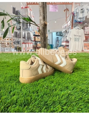 Deportivos C1329 de Bubble Bobble Beige