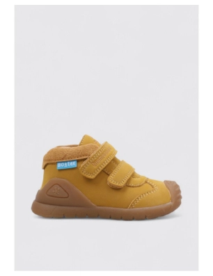 Botín con velcro de Biomecanics Camel