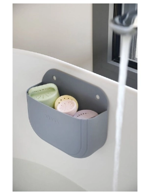 Cesto con juguetes de Baño de Beaba