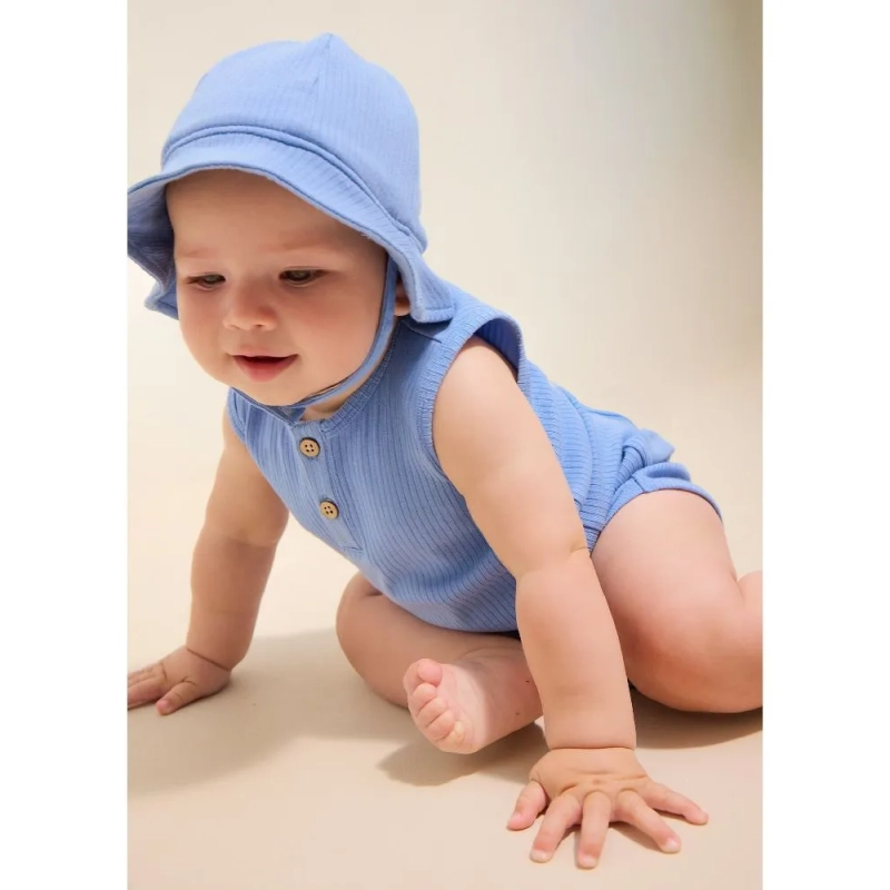 Conjunto Pantalon Corto Y Gorro De Mayoral