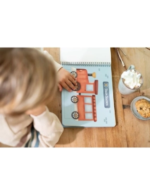 Libro recorta y pinta vehiculos de Little Dutch