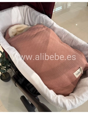 Saco cuco Capcuha Crepe interior borrego de Giraffa Bianca e Blu
