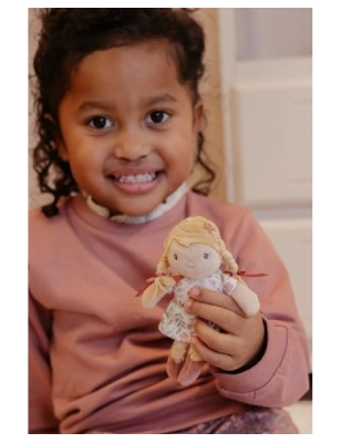 Muñeca Julia Pequeña de Little Dutch