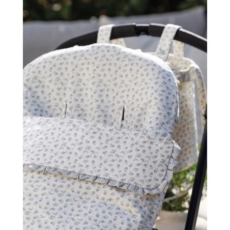 Detalle del embozo del Saco silla entretiempo Little Bloom de Pasito a Pasito