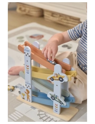Rampa de Carreras de Madera de Little Dutch