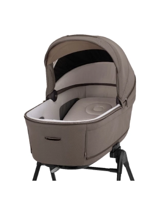 Cochecito 3 piezas Inglesina Aptica con Darwin Recline