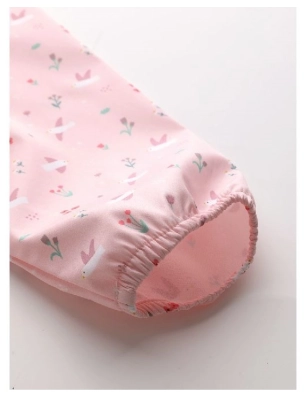 Babi con botones Impermeable Blossom Birds de Tutete