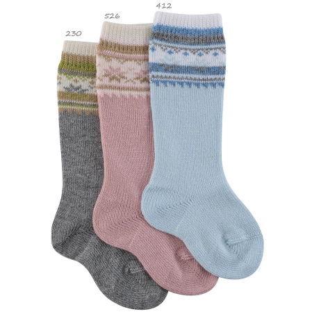 Calcetines altos greca nieve