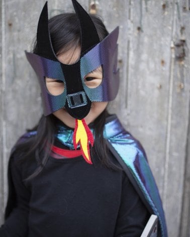 Capa Reversible de Dragón y Caballero de Great Pretenders