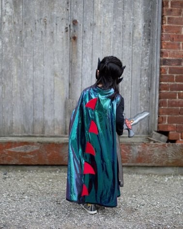 Capa Reversible de Dragón y Caballero de Great Pretenders