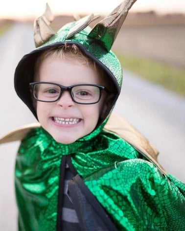 Capa de Dragón con Alas de Great Pretenders