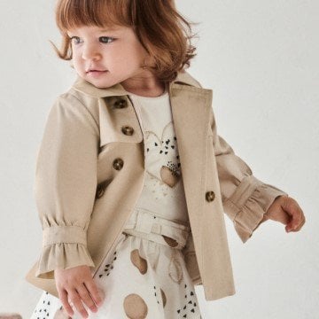 Abrigos y chaquetas de verano para niña