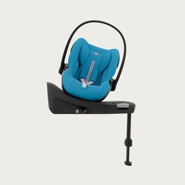Para que tanto los viajes en coche como los paseos sean cómodos, la Silla de Coche Portabebé Cybex Cloud G i-Size es transpirable. Su sistema de ventilación integral con orificios integrados en la carcasa permite la óptima circulación del aire. Así, tu bebé viaja más cómodo en el coche.